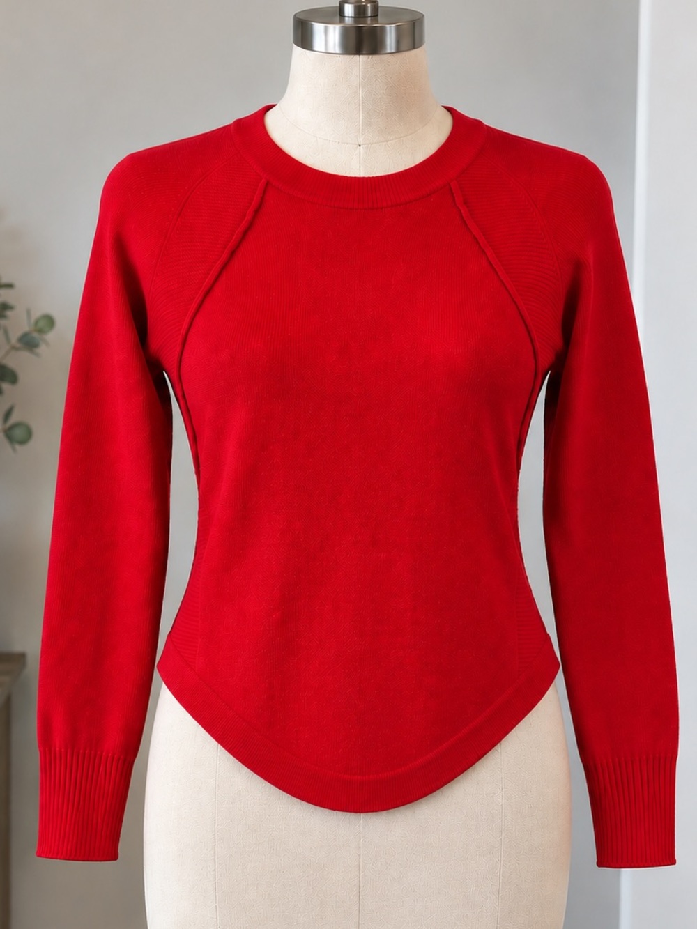 RD style Crew Neck Sweater in Red Size Medium Like New